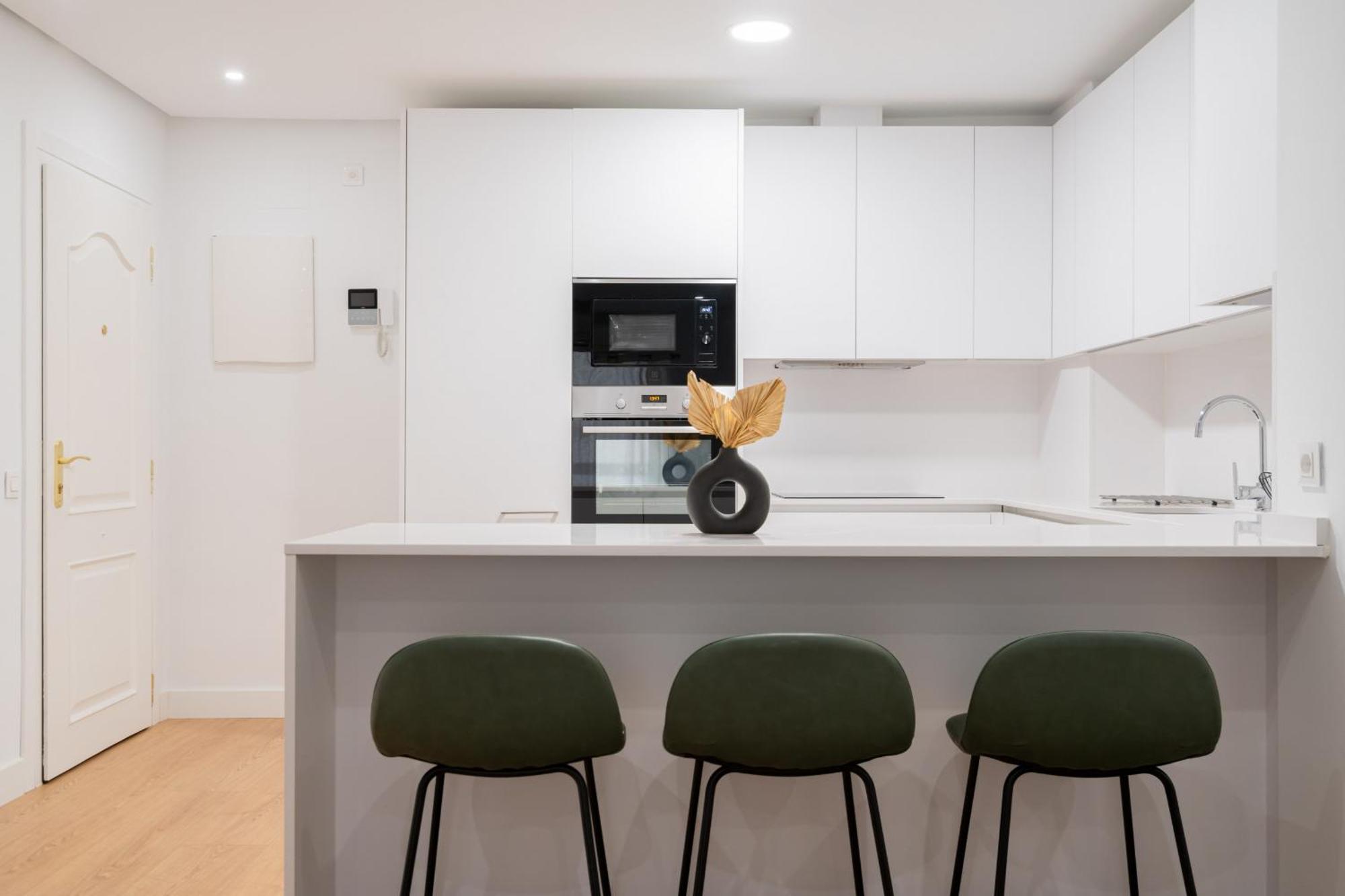 Apartamento Reformado En La Gran Via Alquiler Temporal Madryt Zewnętrze zdjęcie