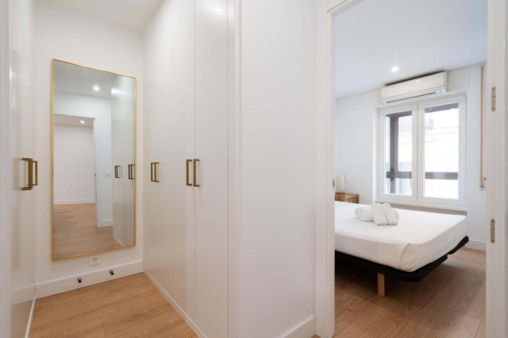 Apartamento Reformado En La Gran Via Alquiler Temporal Madryt Zewnętrze zdjęcie